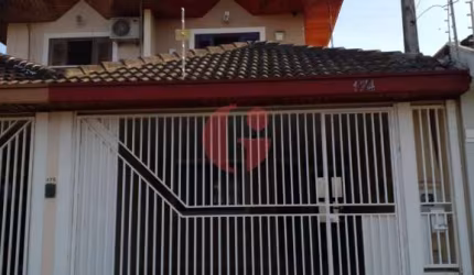 | CASA JD. DAS INDÚSTRIAS COM 03 DORMS. |