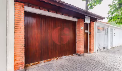Casa para venda com 2 quartos e garagem - 120m² na Vila Maria