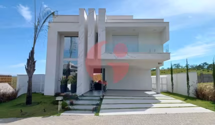 Casa em condomínio para venda com 04 suítes e piscina - 480m² no Alphaville II