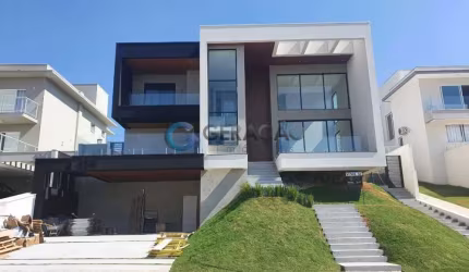 Casa em condomínio com 04 suítes - 900m² no Reserva do Paratehy - Urbanova