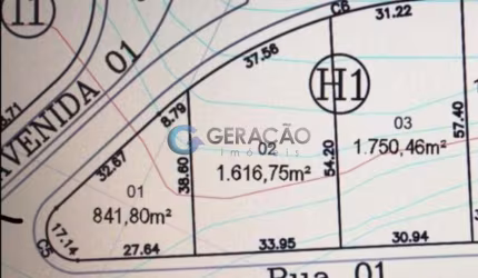 Lote Comercial de 1.000,00m² no Condomínio Reserva do Paratehy