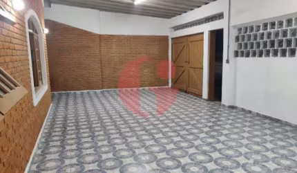 Casa para venda com edícula e 03 Dorm. - 253m² no Jardim Satélite.