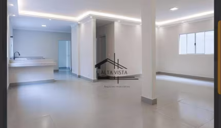 Casa com 3 suítes à venda, 260 m² por R$ 849.000 - Santa Mônica - Uberlândia/MG