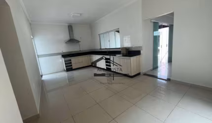 Casa com 2 dormitórios à venda, 200 m² por R$ 750.000 - Aclimação - Uberlândia/MG
