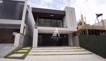 Sobrado com 4 dormitórios à venda, 190 m² por R$ 1.199.000,00 - Santa Cândida - Curitiba/PR