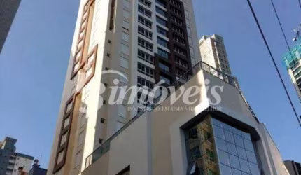 Apartamento cobertura mobiliada à venda, 4 quartos sendo 4 suítes, 4 vagas duplas, Ed. Mirante das Águas, Centro, Balneário Camboriú-SC