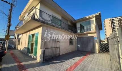 Casa e sala comercial à venda, 3 quartos, 3 vagas, Centro, Itajaí-SC