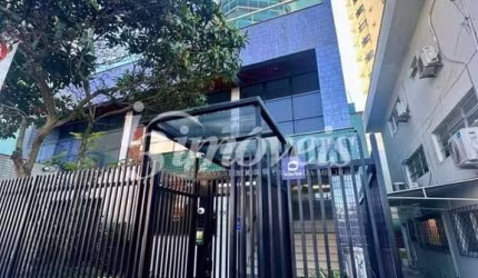 Apartamento de quatro dormitórios sendo duas suítes com 255 m² privativos, centro, Itajaí, SC.
