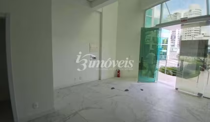 Loja Comercial para Locação Anual, 64 m², privativa, térreo com mezanino, Bairro Dom Bosco, Itajaí-SC