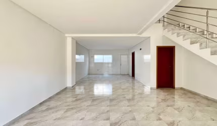 Casa com 3 quartos à venda na Nella Anna Sebben Soprana, 122 D, Desbravador, Chapecó por R$ 570.000