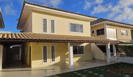 Casa em condomínio fechado com 4 quartos à venda na Rua Carlos Conceição, Buraquinho, Lauro de Freitas por R$ 890.000