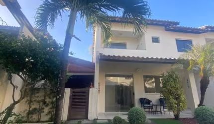 Casa com 4 quartos à venda na Rua Francisco das Mercês, Buraquinho, Lauro de Freitas por R$ 695.000