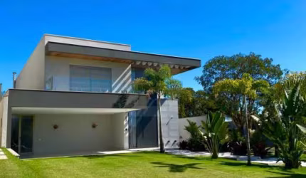 Linda casa a venda Condomínio  Villa do Sol