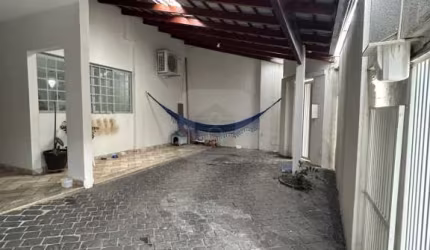 Casa para venda no bairro Vigilato Pereira em Uberlândia/MG