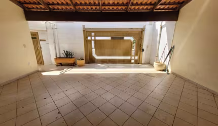 Casa Para Venda No Bairro Jardim Karaiba