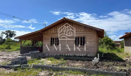 Casa com 2 quartos à venda na Praia do Ervino, São Francisco do Sul , 88 m2 por R$ 165.000