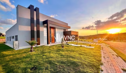 Casa com 3 dormitórios à venda, 385 m² por R$ 2.490.000,00 - Condomínio Reserva da Mata - Betim/MG