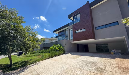 Casa de Alto Padrão Venda Condomínio Fechado.