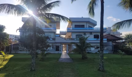 Apartamento 92 m² Bertioga pé na areia.