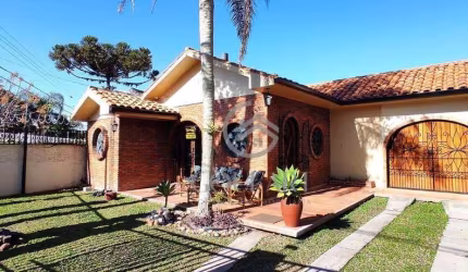Casa Exclusiva no Laranjal á 300m da praia