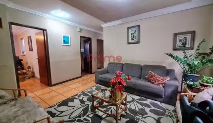 Casa para Venda em Belo Horizonte, Planalto, 5 dormitórios, 1 suíte, 3 banheiros, 2 vagas