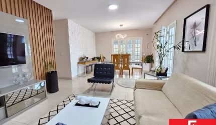 Casa com 4 quartos à venda na Rua São Matheus, Vila Praiana, Lauro de Freitas por R$ 690.000