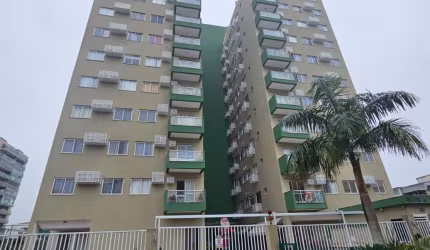 LINDA COBERTURA PORTEIRA FECHADA