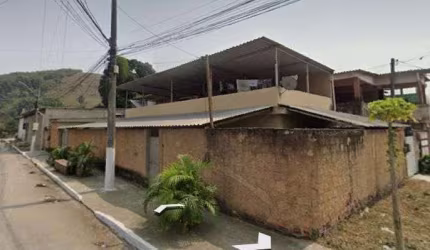 Casa à venda na Rua Amazonas, Parque Paulicéia, Duque de Caxias - RJ