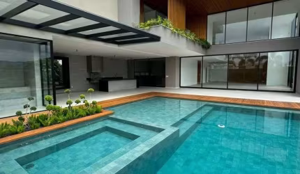 Casa de Condomínio à venda na Avenida Jorge Curi, Barra da Tijuca, Rio de Janeiro - RJ