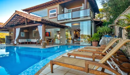 Casa à venda na Rua Marco Cândido, Ferradura, Armação dos Búzios - RJ