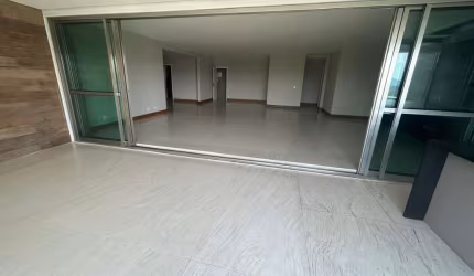Apartamento à venda na Rua das Bromélias da Península, Barra da Tijuca, Rio de Janeiro - RJ