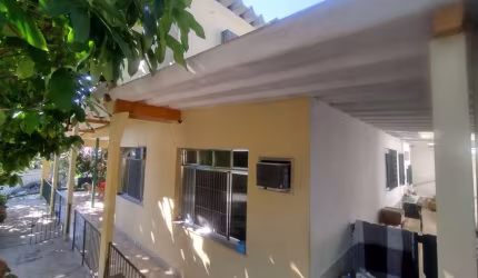 Casa à venda na Rua Doutor Manuel Marreiros, Bancários, Rio de Janeiro - RJ