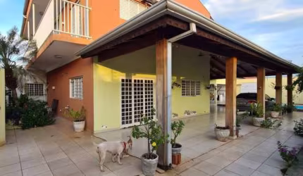 Sobrado Residencial à venda no Jardim Comodoro em Cuiabá MT
