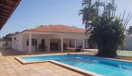 Casa comercial/residencial, Jd. Califórnia 1200m², 04 vagas, por 1.100.000