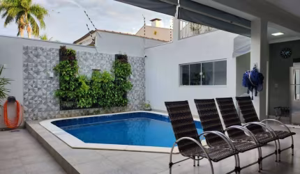 Casa 4 suítes Shangri-la Mobiliada com Piscina Energia Solar