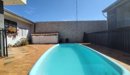 Excelente Casa Ampla, 6 Dormitórios, 7 Banheiros