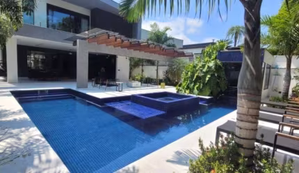 Vende Casa na Riviera de São Lourenço