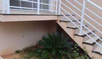 Casa com 3 dormitórios à venda, 150 m² por R$ 490.000 - Cidade Vergani - Pouso Alegre/MG