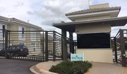 Casa em Condomínio em Jarinu-SP: 3 Quartos, 1 Suíte, 2 Salas, 2 Banheiros, 2 Vagas de Garagem - 94 m² de Área