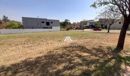 Terreno de ALTO padrão e oportunidade pra você!!