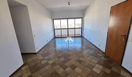 Apartamento em excelente localização no Centro da Cidade com uma vista belíssima com 100m² de área privativa.