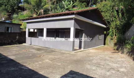 Casa em Japuíba Com Excelente Localização (Aceita Financiamento Bancário)