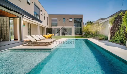 Tamboré 3 (Santana de Parnaíba) - Casa cinematográfica  com 5 suítes-  1.164,82 M²- CONDOMÍNIO TAMBORÉ 3 - Alphaville, Santana de Parnaiba/ SP- Por R$31.000.000,00