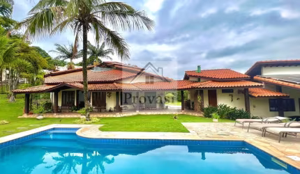 Vila Velha - Linda casa no Vila Velha para venda  2850 M² de terreno- 3 quartos, edícula completa