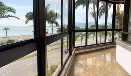 Um convite constante para relaxar, fazer caminhadas e exercícios à beira-mar!