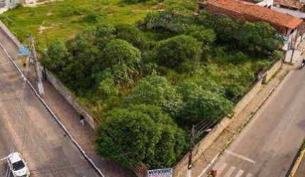 Terreno com 1.270m² na Cohabinal - Vizinho a antiga Coca cola