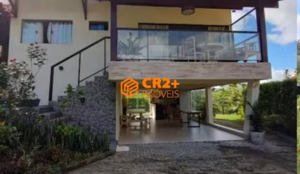 Vende casa em Chã Grande 05 quartos, 05 suítes, 08 vagas de garagem e, Gravata.