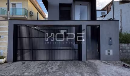 Casa com 3 quartos à venda na Rua das Açucenas, 83, Portal dos Ipês, Cajamar por R$ 880.000