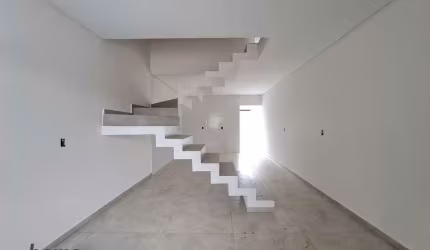Sobrado Geminado Novo com 2 Suítes à Venda no Costa e Silva – R$ 550.000,00