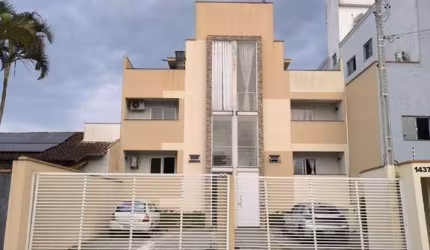 Apartamento com 2 dormitórios à venda, 130 m² por R$ 700.000,00 - Costa Cavalcanti - Itajaí/SC
